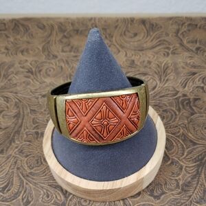Vintage Carved Orange Gold Tone Hinged Cuff Bracelet